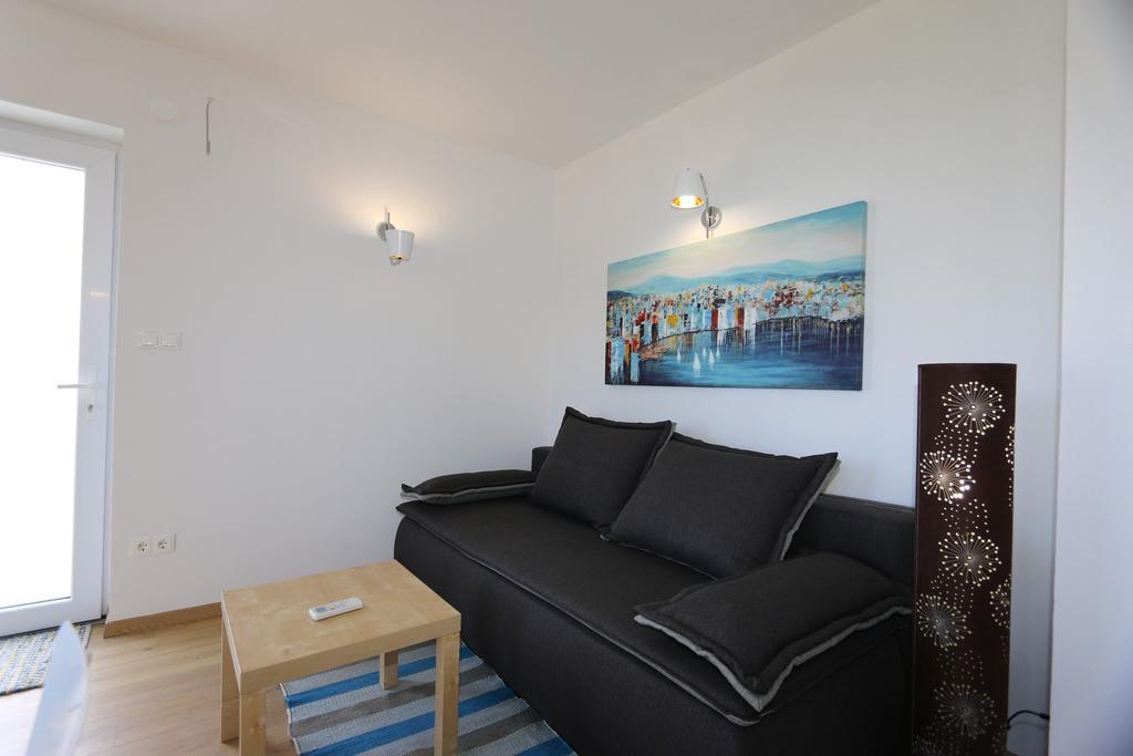 Apartments Roberta ชิโล ภายนอก รูปภาพ